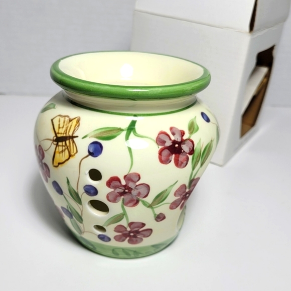 Lovely Handpainted Floral Butterfly Candle Wax Warmer Casa Vero by ACK NWT - Picture 3 of 9